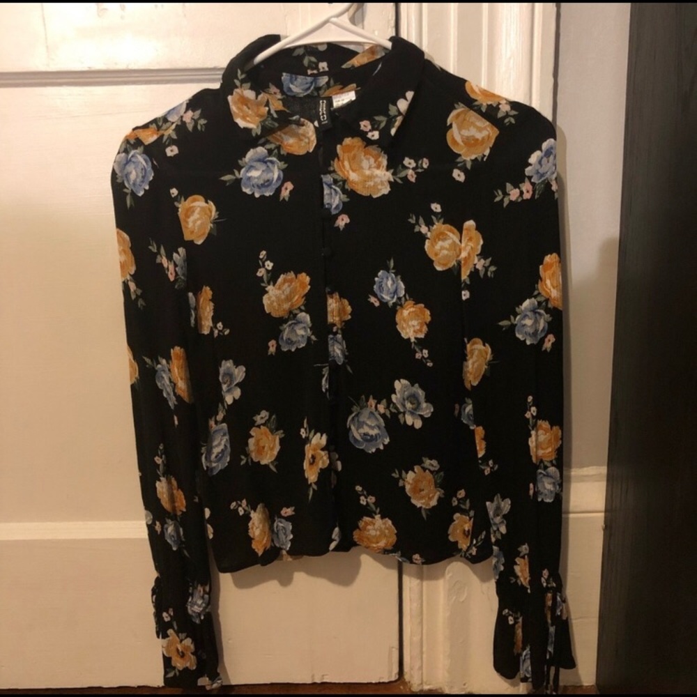 Floral top